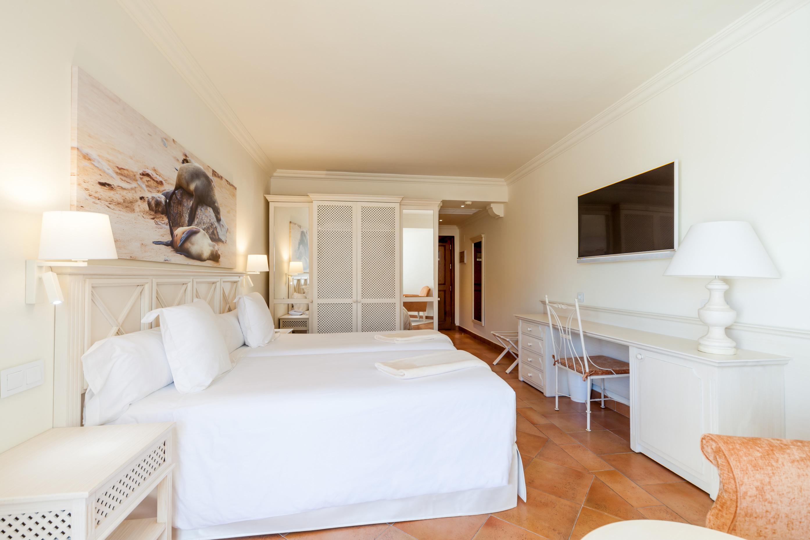 ホテル イベロスター セレクション アンダルシア プラヤ チクラナ・デ・ラ・フロンテーラ エクステリア 写真 A room at the hotel