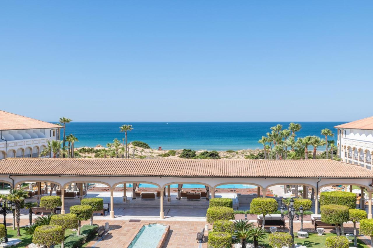 ホテル イベロスター セレクション アンダルシア プラヤ チクラナ・デ・ラ・フロンテーラ エクステリア 写真 View of the Mediterranean from the hotel