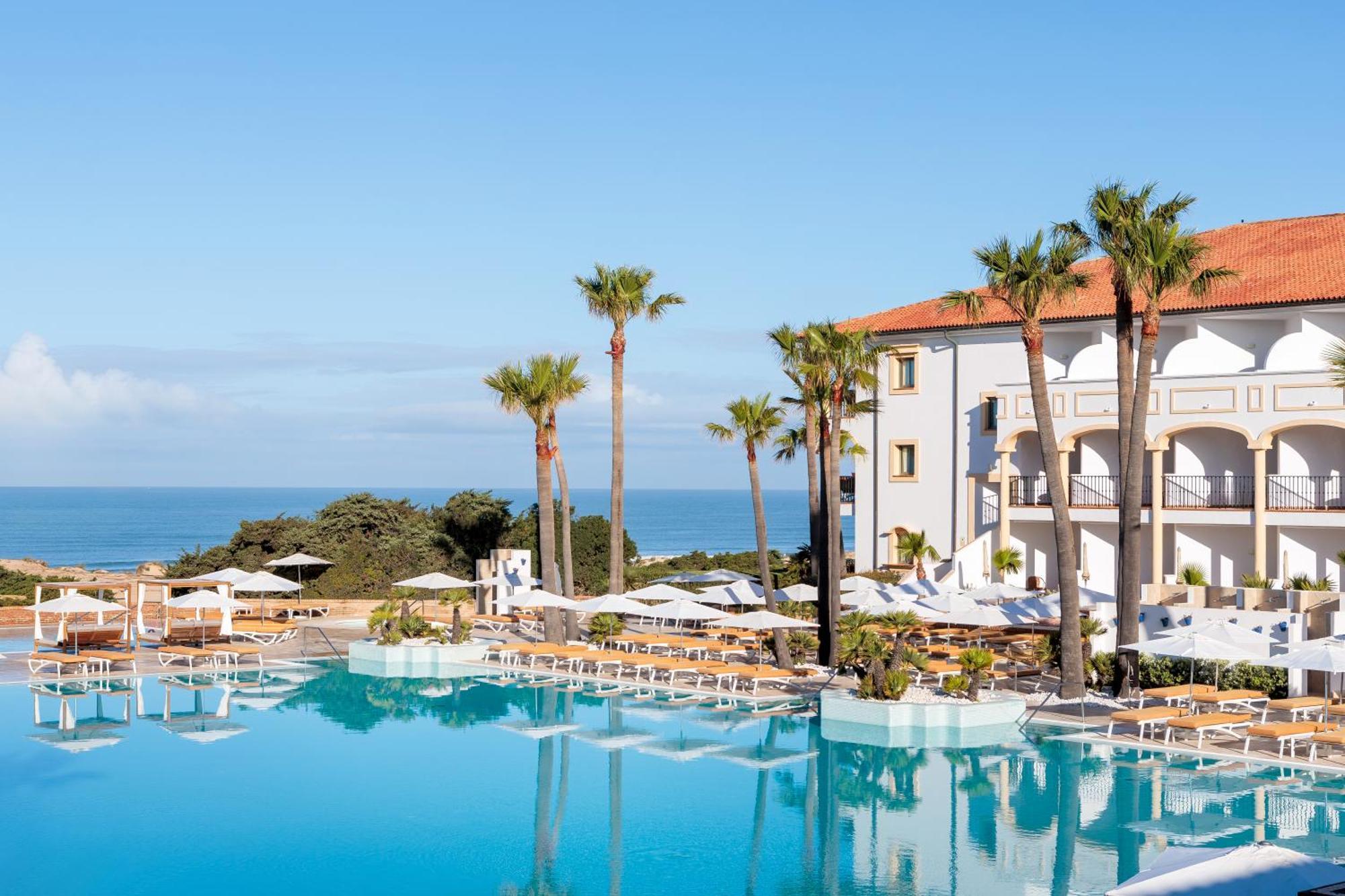 ホテル イベロスター セレクション アンダルシア プラヤ チクラナ・デ・ラ・フロンテーラ エクステリア 写真 The hotel's main pool